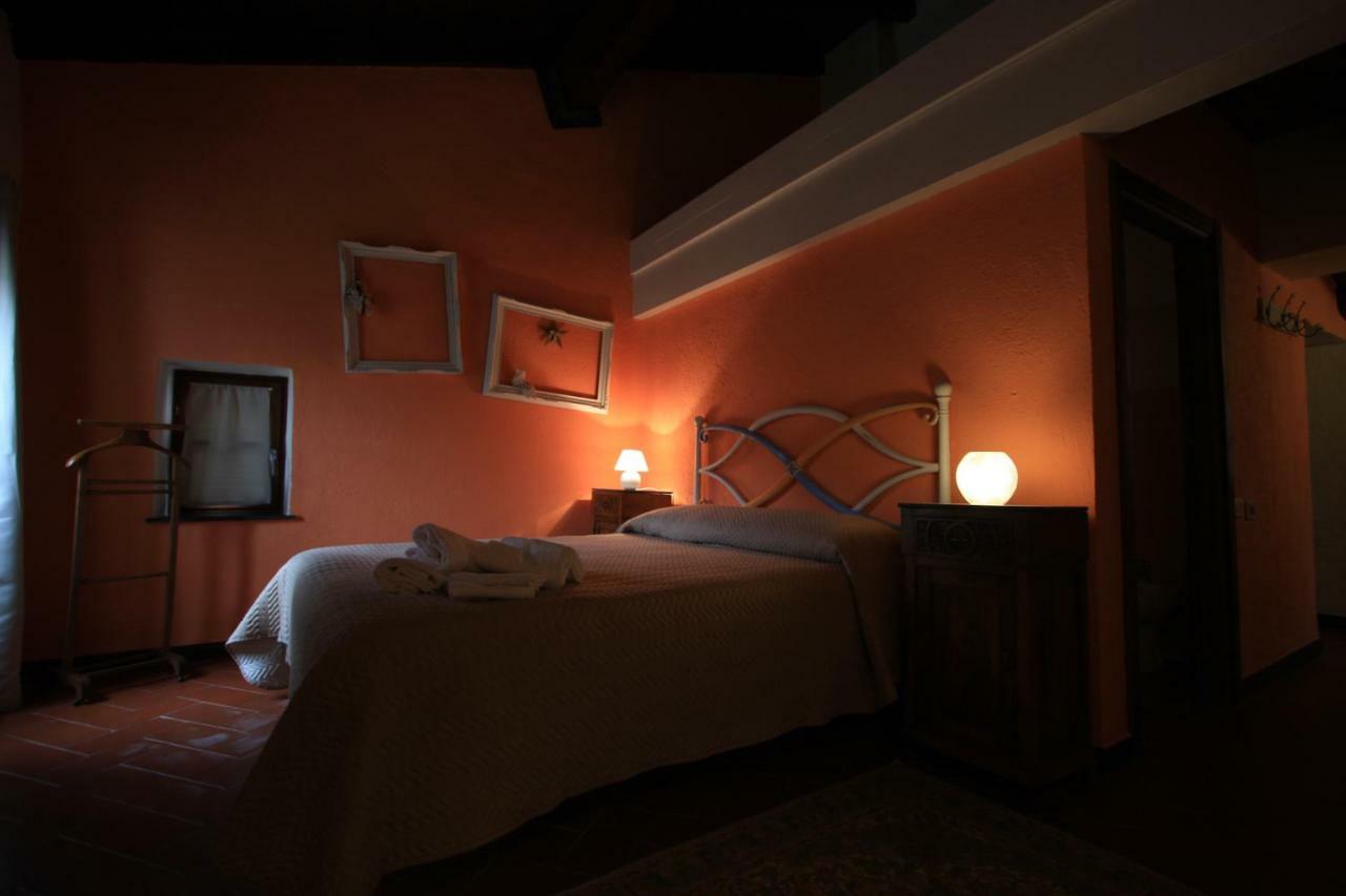 Borgo Di Codeglia - Country Couette-café